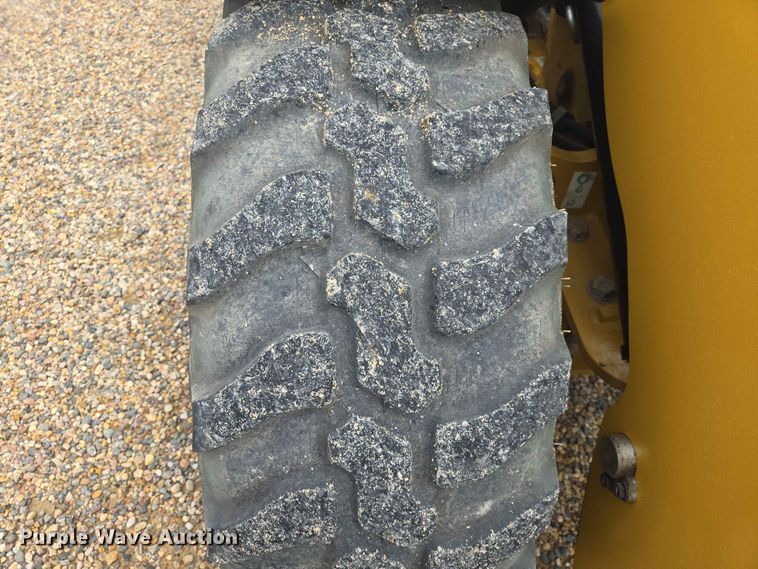 image for item DP8944 2019 Caterpillar 906M wheel loader