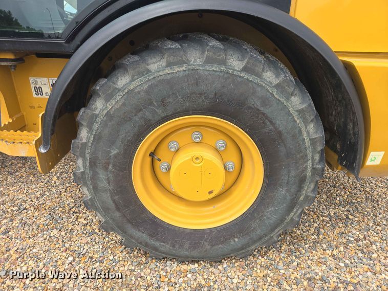 image for item DP8944 2019 Caterpillar 906M wheel loader
