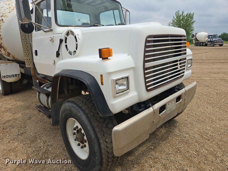 image for item DP8945 1995 Ford LT9000 ready mix truck