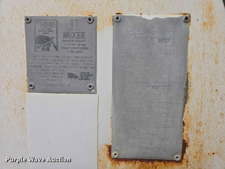 image for item DP8945 1995 Ford LT9000 ready mix truck