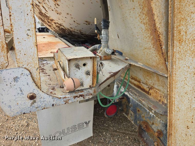 image for item DP8945 1995 Ford LT9000 ready mix truck