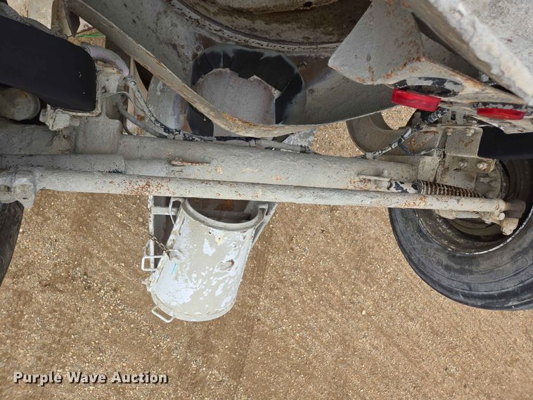 image for item DP8945 1995 Ford LT9000 ready mix truck