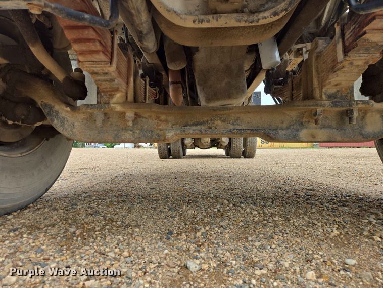 image for item DP8945 1995 Ford LT9000 ready mix truck