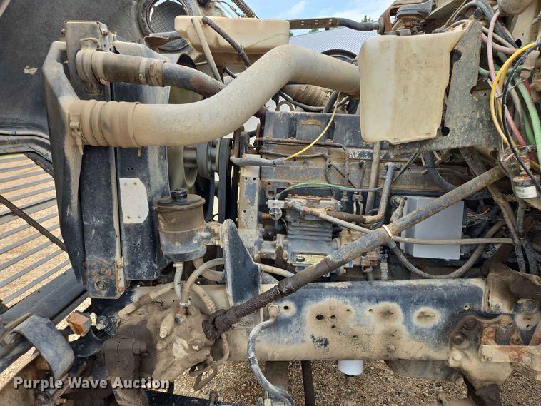 image for item DP8945 1995 Ford LT9000 ready mix truck