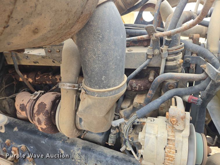 image for item DP8945 1995 Ford LT9000 ready mix truck