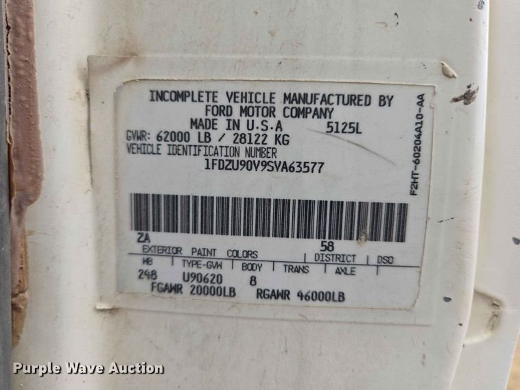 image for item DP8945 1995 Ford LT9000 ready mix truck