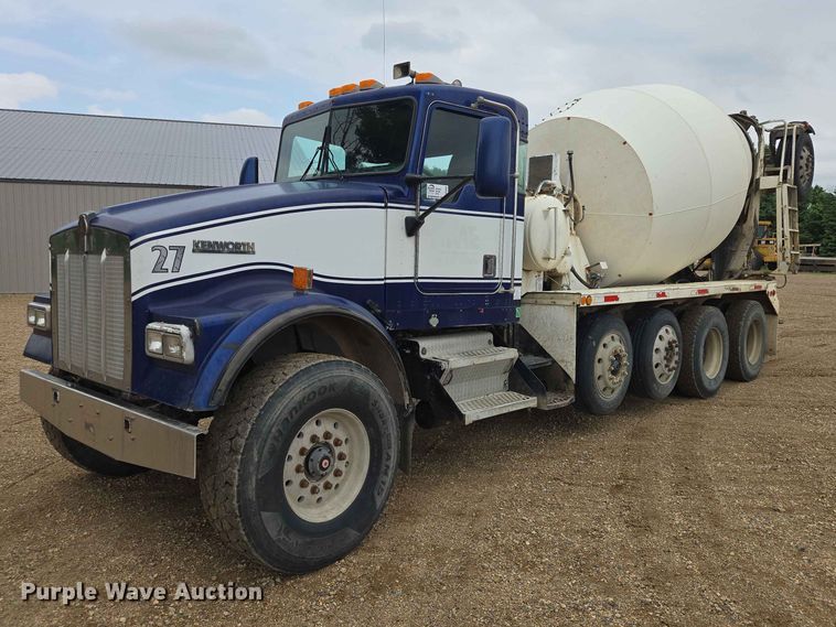 image for item DP8946 2001 Kenworth W900 ready mix truck