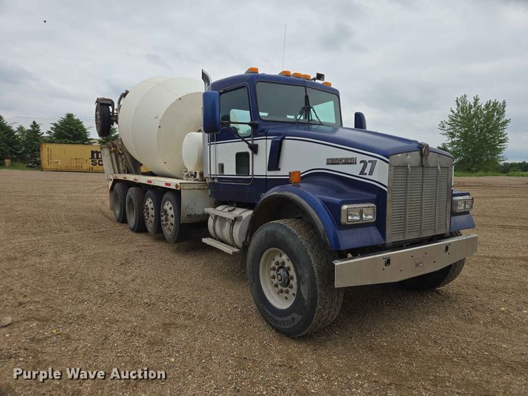 image for item DP8946 2001 Kenworth W900 ready mix truck