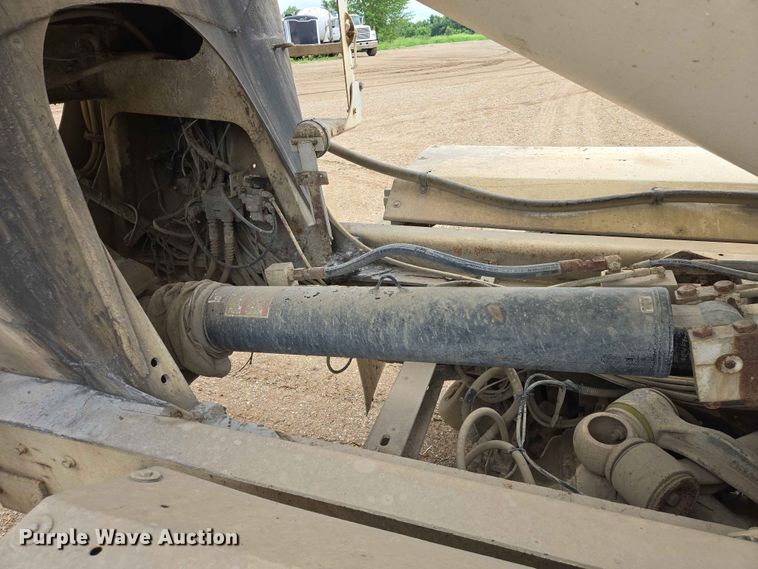 image for item DP8946 2001 Kenworth W900 ready mix truck