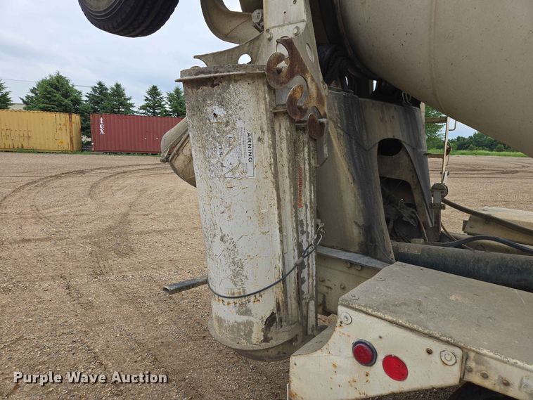 image for item DP8946 2001 Kenworth W900 ready mix truck