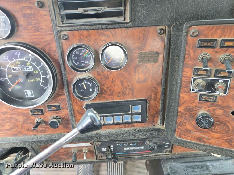 image for item DP8946 2001 Kenworth W900 ready mix truck