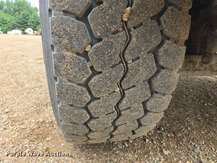image for item DP8946 2001 Kenworth W900 ready mix truck