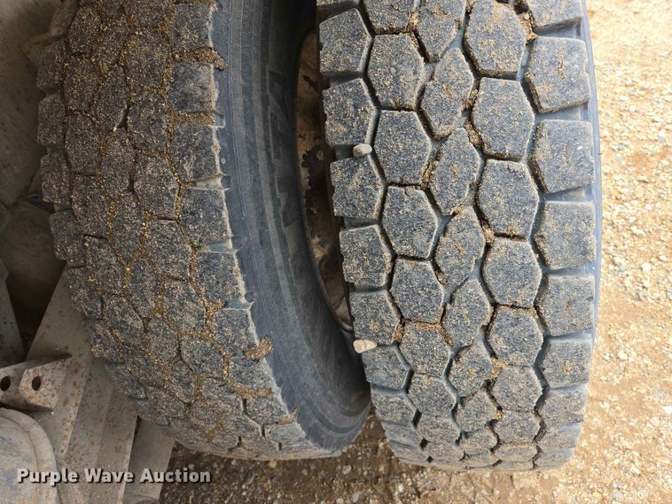 image for item DP8946 2001 Kenworth W900 ready mix truck