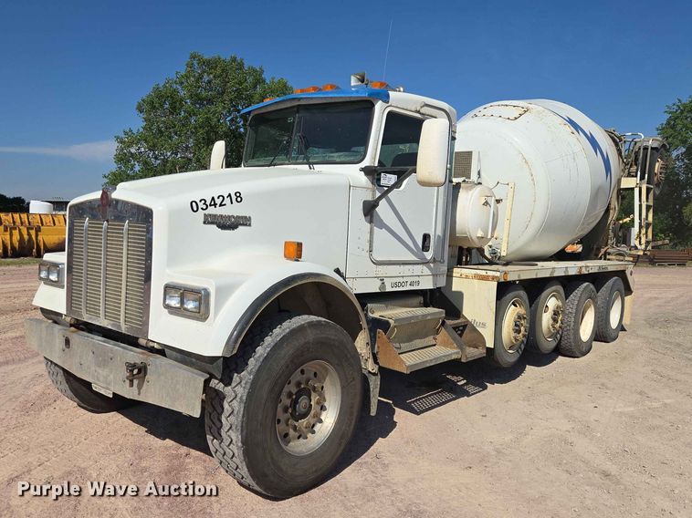 image for item DP8947 2003 Kenworth W900 ready mix truck