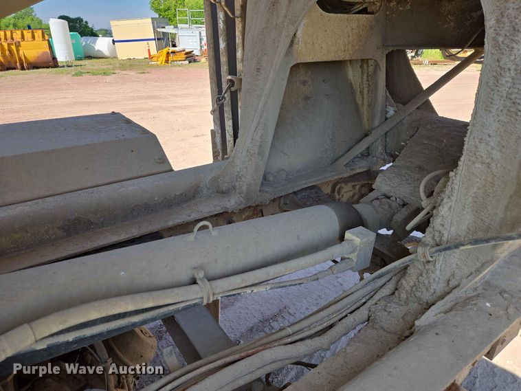 image for item DP8947 2003 Kenworth W900 ready mix truck