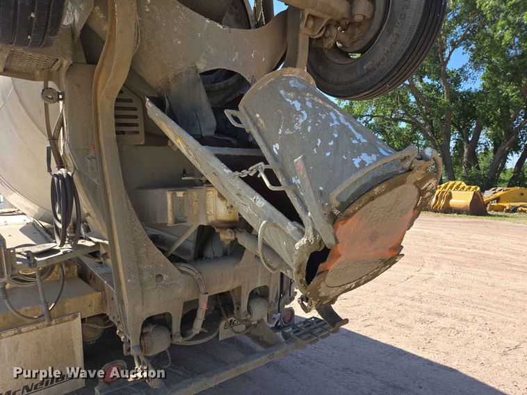 image for item DP8947 2003 Kenworth W900 ready mix truck