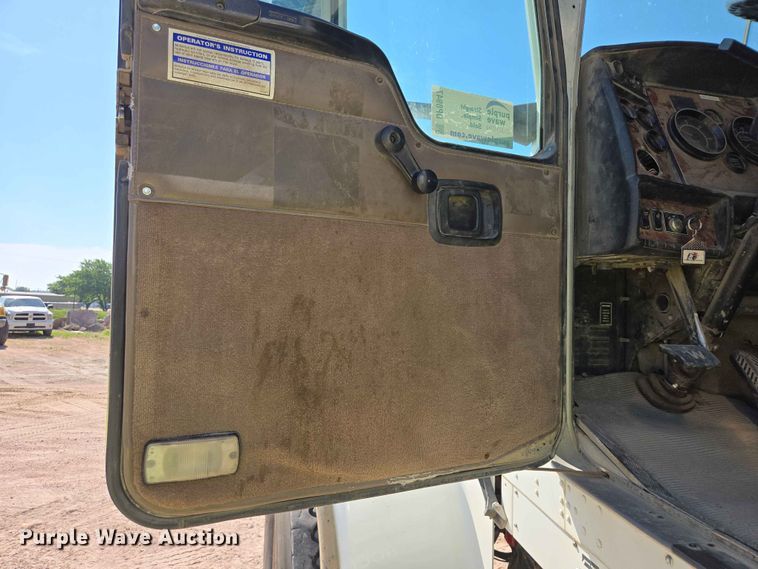 image for item DP8947 2003 Kenworth W900 ready mix truck