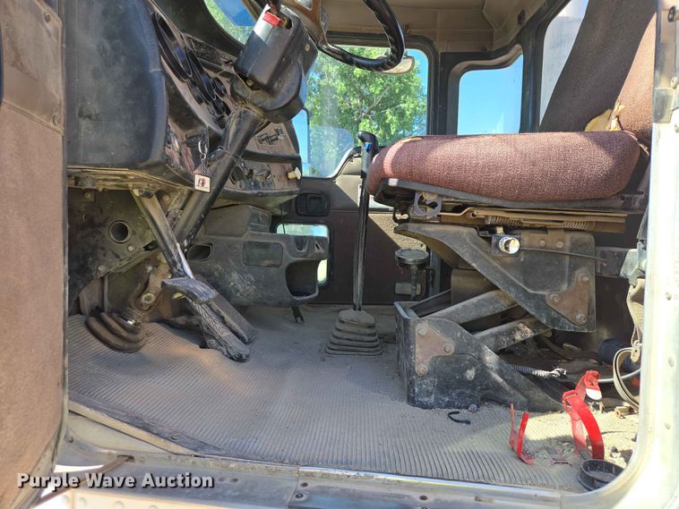 image for item DP8947 2003 Kenworth W900 ready mix truck