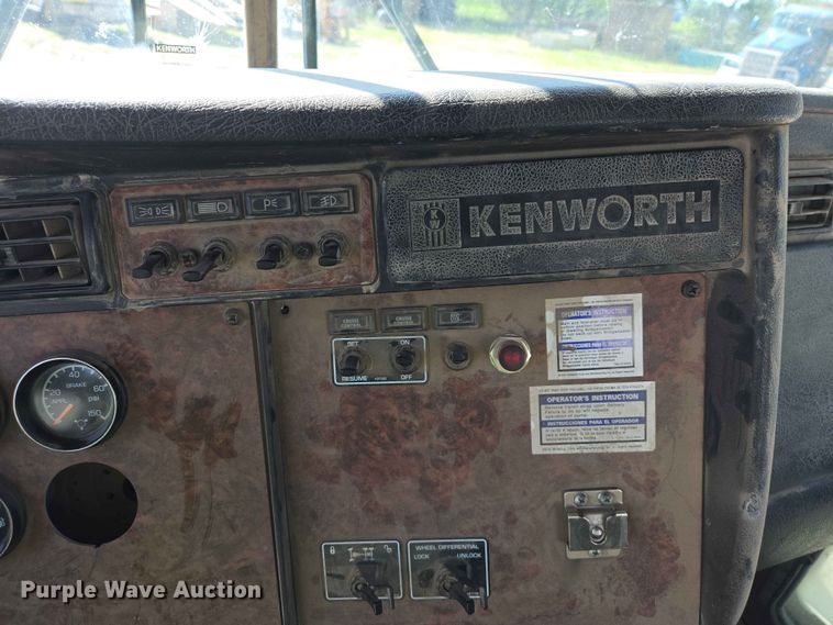 image for item DP8947 2003 Kenworth W900 ready mix truck