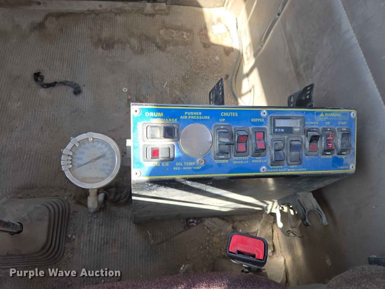 image for item DP8947 2003 Kenworth W900 ready mix truck