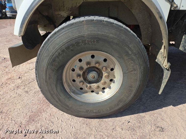 image for item DP8947 2003 Kenworth W900 ready mix truck