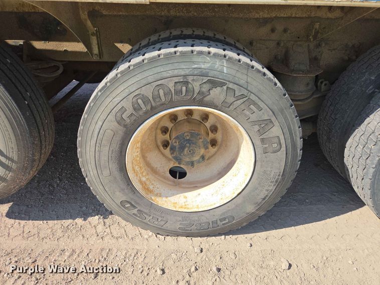 image for item DP8947 2003 Kenworth W900 ready mix truck