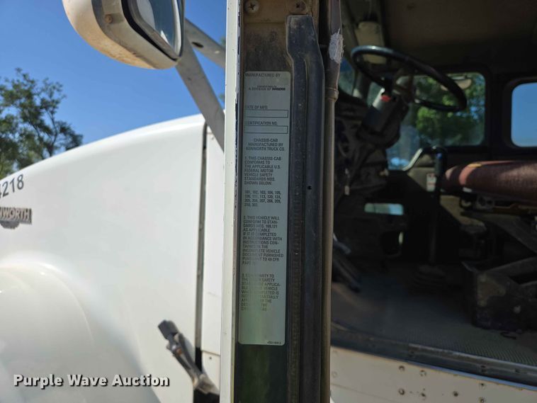 image for item DP8947 2003 Kenworth W900 ready mix truck