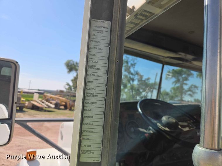 image for item DP8947 2003 Kenworth W900 ready mix truck