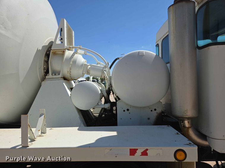 image for item DP8950 2000 Kenworth W900 ready mix truck