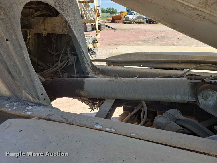 image for item DP8950 2000 Kenworth W900 ready mix truck