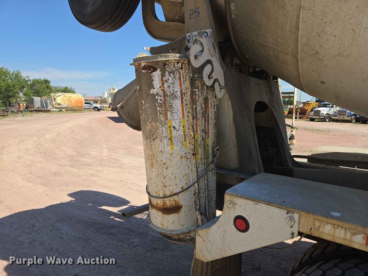 image for item DP8950 2000 Kenworth W900 ready mix truck