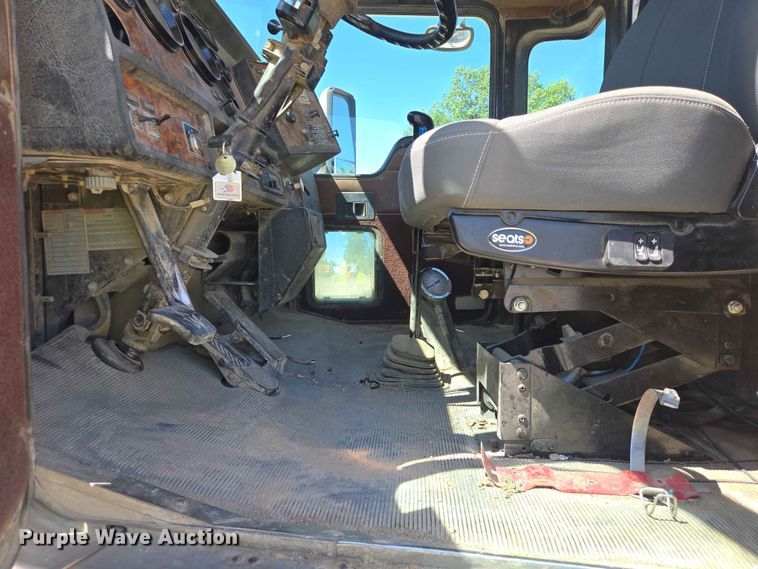 image for item DP8950 2000 Kenworth W900 ready mix truck