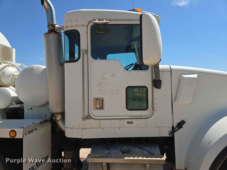 image for item DP8950 2000 Kenworth W900 ready mix truck