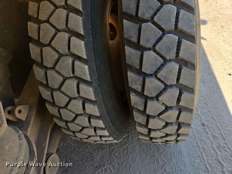 image for item DP8950 2000 Kenworth W900 ready mix truck