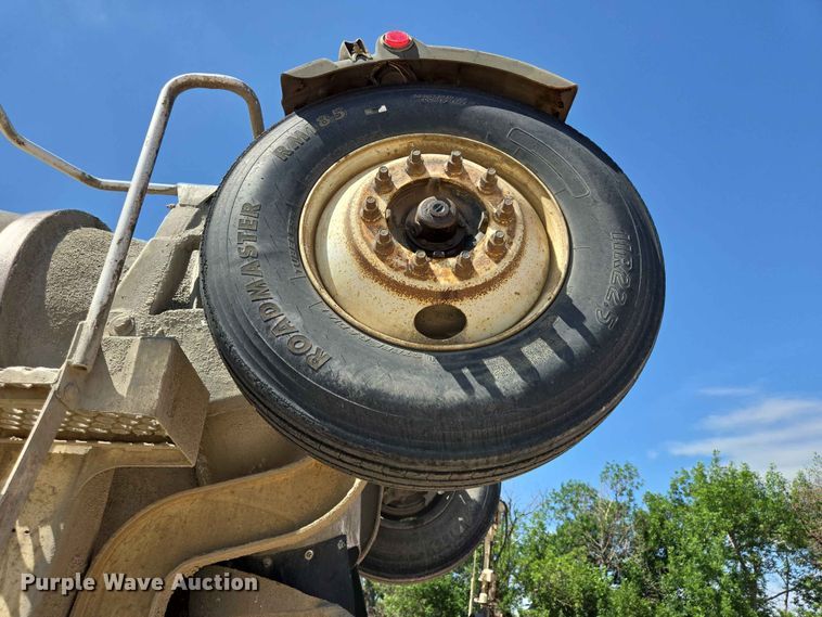 image for item DP8950 2000 Kenworth W900 ready mix truck