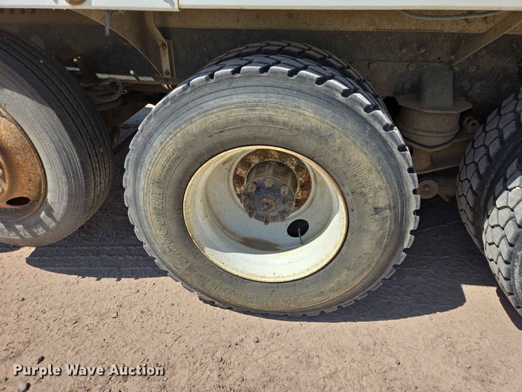 image for item DP8950 2000 Kenworth W900 ready mix truck