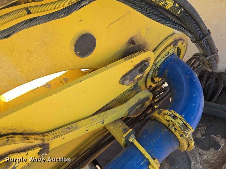 image for item DP8951 2002 Freightliner Condor concrete pump truck
