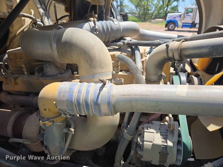 image for item DP8951 2002 Freightliner Condor concrete pump truck