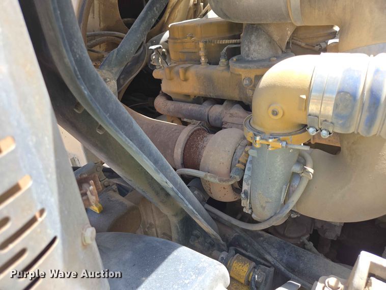 image for item DP8951 2002 Freightliner Condor concrete pump truck