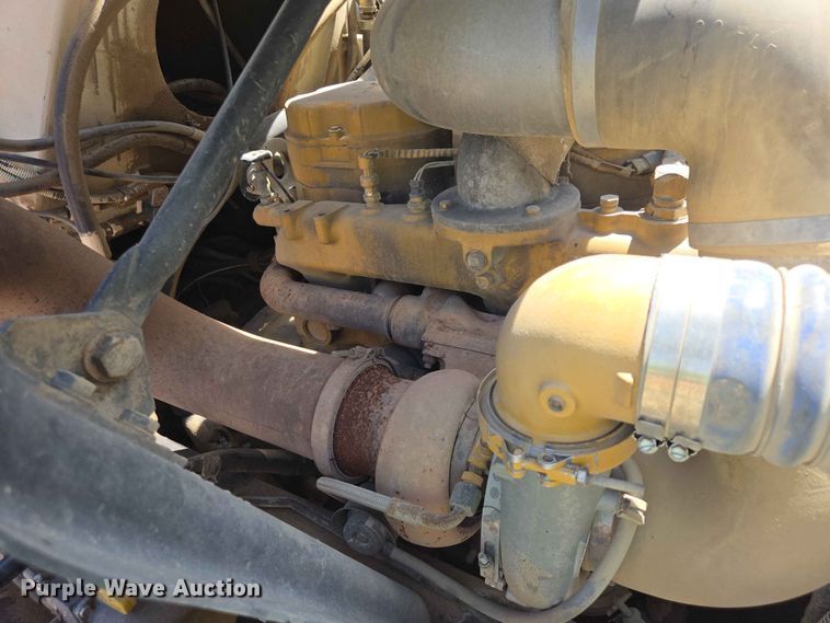 image for item DP8951 2002 Freightliner Condor concrete pump truck