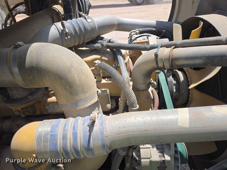 image for item DP8951 2002 Freightliner Condor concrete pump truck