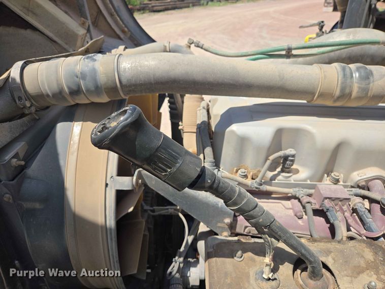 image for item DP8952 2013 Mack MRU 613 concrete pump truck