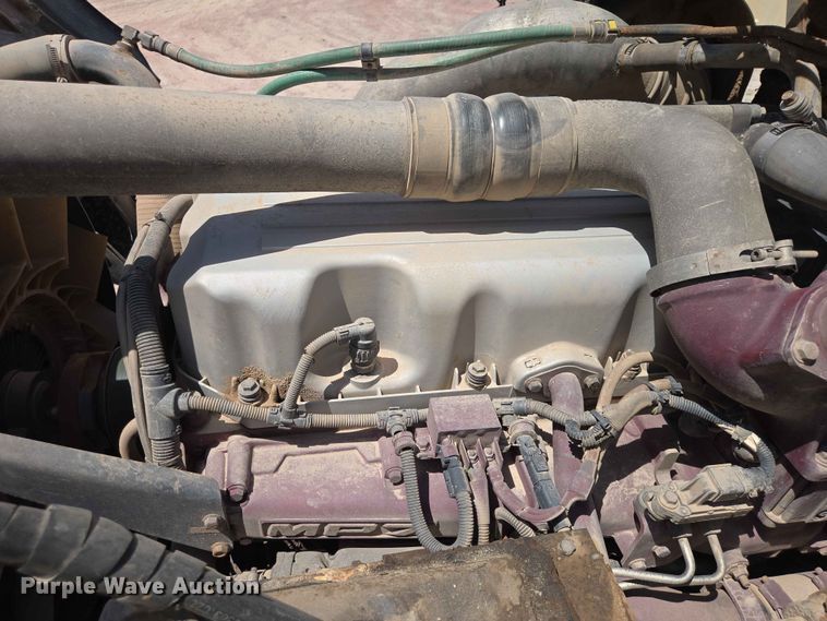 image for item DP8952 2013 Mack MRU 613 concrete pump truck