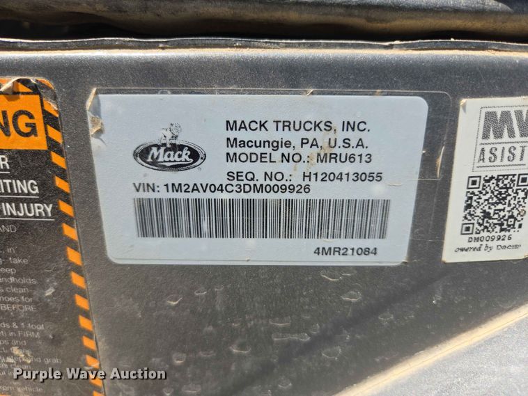 image for item DP8952 2013 Mack MRU 613 concrete pump truck