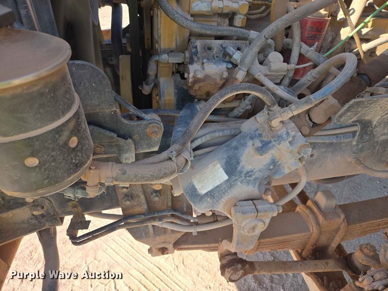 image for item DP8958 1998 Ford truck cab and chassis