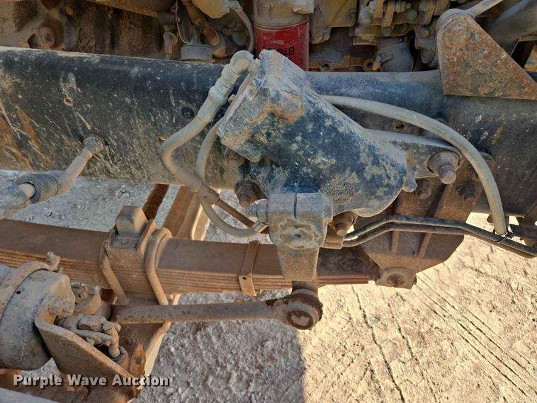 image for item DP8958 1998 Ford truck cab and chassis