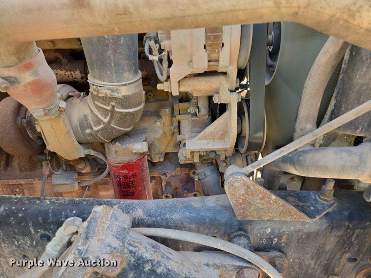 image for item DP8958 1998 Ford truck cab and chassis