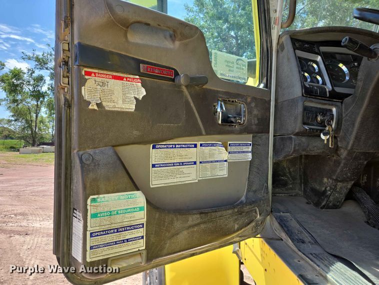 image for item DP8959 2012 Kenworth W900 ready mix truck