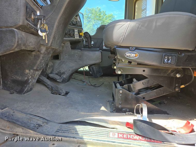 image for item DP8959 2012 Kenworth W900 ready mix truck