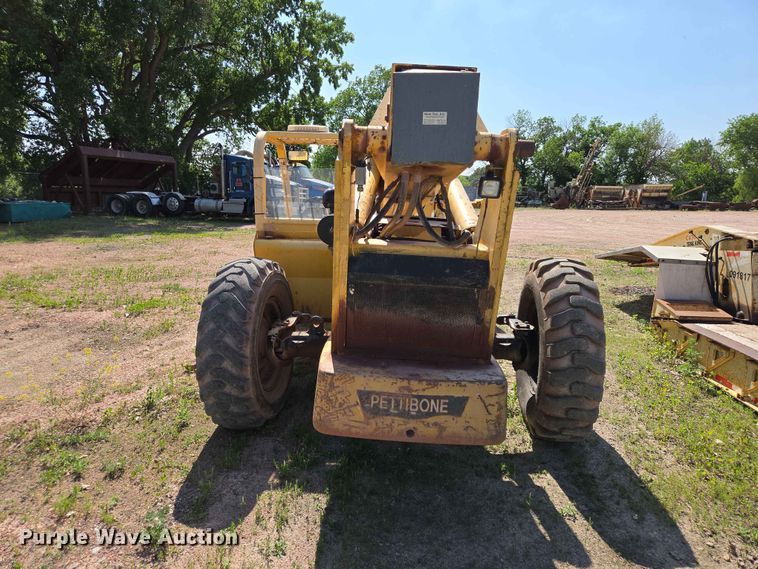 image for item DP8960 Pettibone 8044 telehandler
